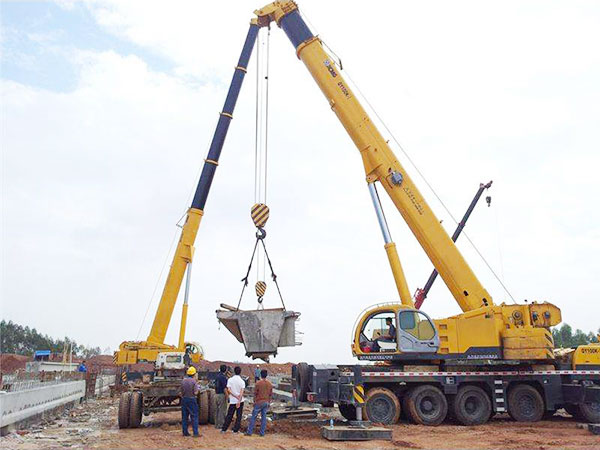 如何購買一臺好的隨車吊？購買隨車吊注意事項
