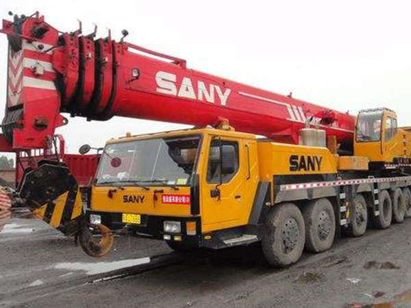 冬季隨車吊應該怎樣保養和操作注意事項？